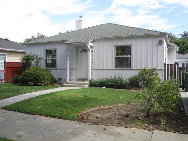 2/1 Tree lined street in CC