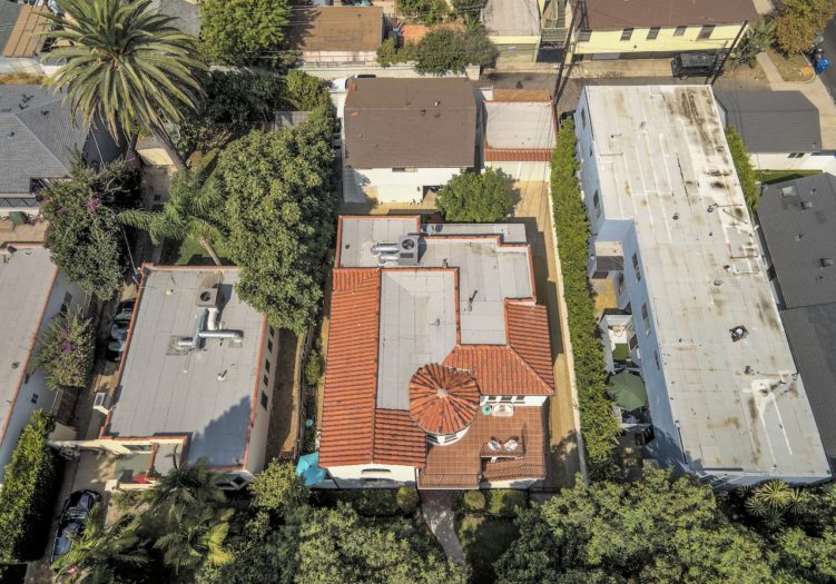 Charming Spanish-Style Fourplex in Desirable West Adams Area