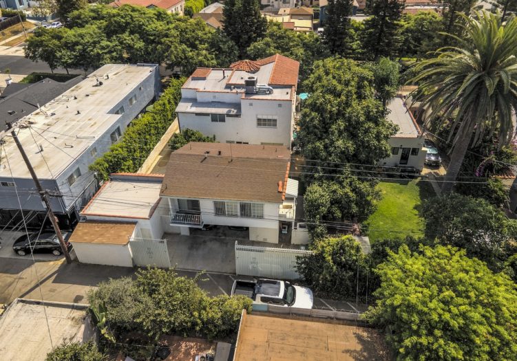 Charming Spanish-Style Fourplex in Desirable West Adams Area