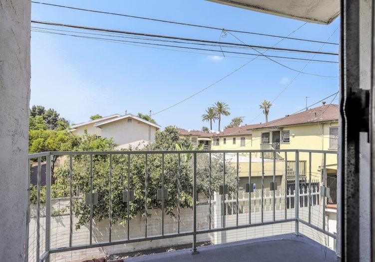 Charming Spanish-Style Fourplex in Desirable West Adams Area