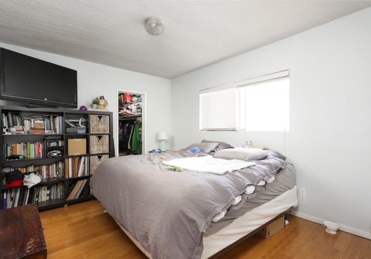 Charming Spanish-Style Fourplex in Desirable West Adams Area