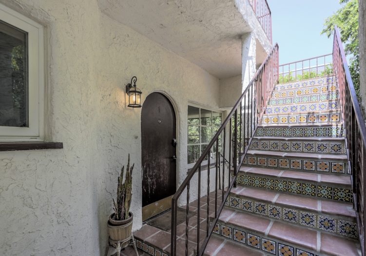 Charming Spanish-Style Fourplex in Desirable West Adams Area